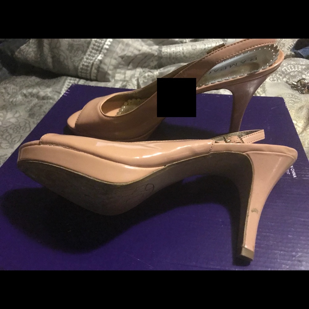 Heels - Picture 3 of 3